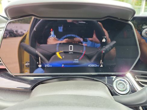 Used 2024 Chevrolet Trax RS w/ Sunroof Package image 31