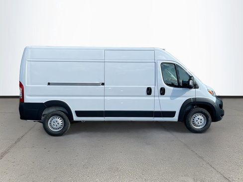 New 2026 RAM ProMaster 2500 w/ Convenience Group image 8