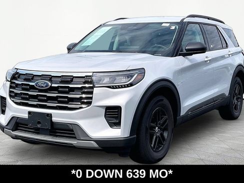 Used 2026 Ford Explorer Active AWD/4WD image 1