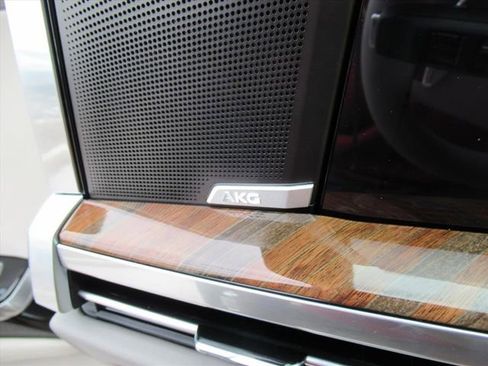 Certified 2026 Cadillac Escalade Platinum Sport w/ LPO, ONYX Package image 31