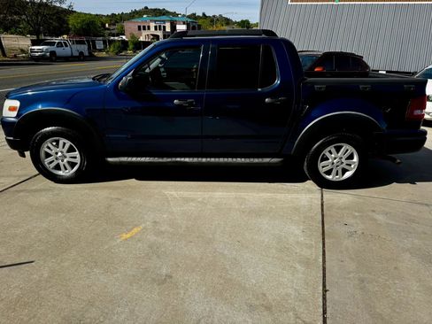 Used 2008 Ford Explorer Sport Trac XLT image 5