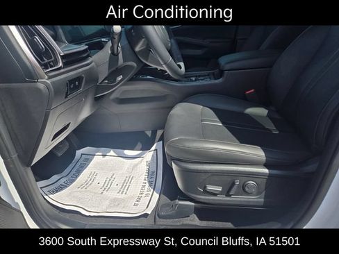 Used 2025 Kia Sorento EX w/ Panoramic Sunroof Package AWD/4WD image 14