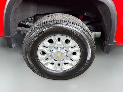 Used 2024 Chevrolet Silverado 3500 LTZ w/ LTZ Convenience Package image 36