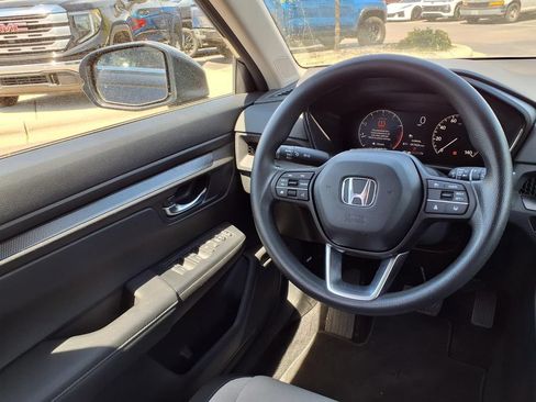 Used 2024 Honda CR-V EX image 16