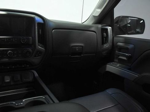Used 2017 Chevrolet Silverado 1500 LTZ Z71 w/ LTZ Plus Package AWD/4WD image 26