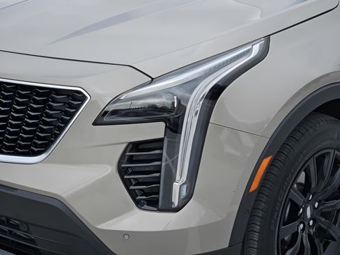 Used 2022 Cadillac XT4 Sport w/ Enhanced Visibility Package FWD image 29