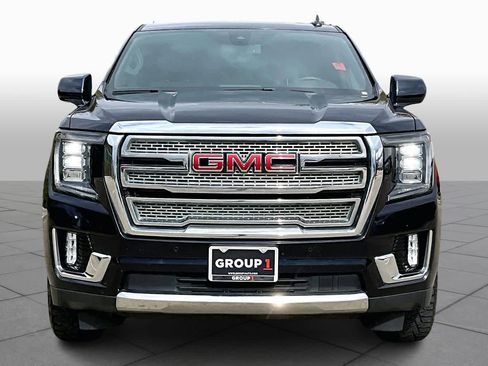 Used 2022 GMC Yukon XL SLT image 4