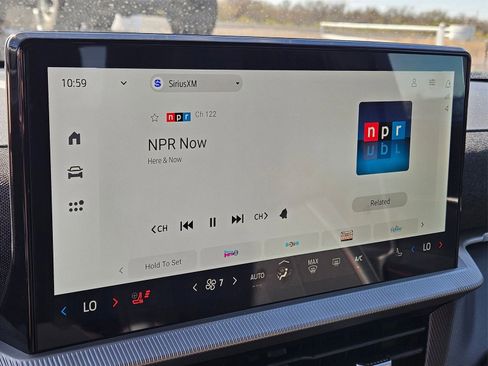 New 2025 Ford Explorer ST-Line w/ Premium Package image 15