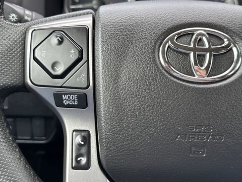Used 2023 Toyota Tacoma SR5 w/ Technology Package AWD/4WD image 18