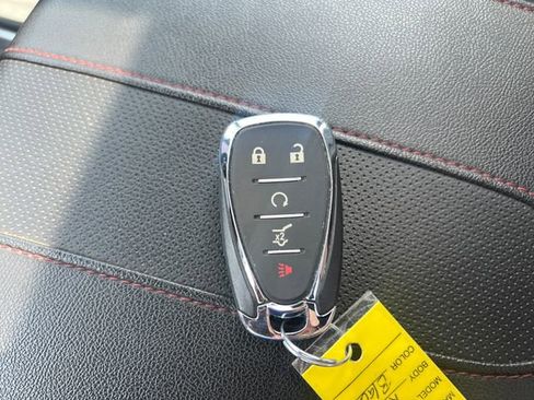 Used 2023 Chevrolet Traverse RS w/ LPO, Floor Liner Package AWD/4WD image 38
