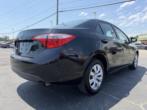 Used 2016 Toyota Corolla LE FWD image 5
