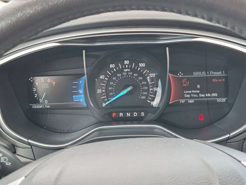 Used 2015 Ford Fusion Titanium FWD image 33
