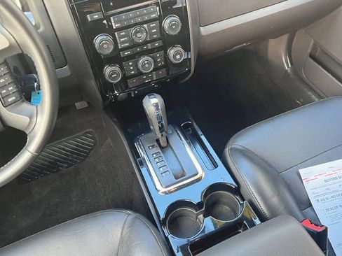 Used 2008 Ford Escape Limited image 29
