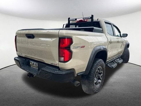 Used 2023 Chevrolet Colorado ZR2 AWD/4WD image 17