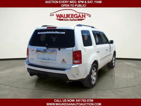 Used 2011 Honda Pilot Touring image 5