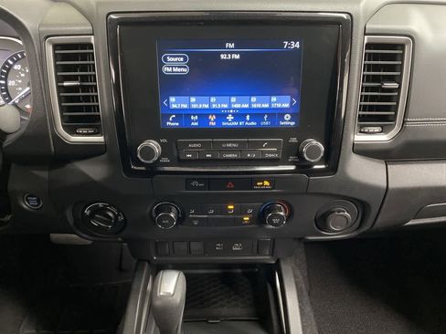 Used 2023 Nissan Frontier SV image 24
