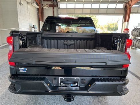 New 2026 Chevrolet Silverado 1500 Custom Trail Boss w/ Turbomax Blackout Package image 8