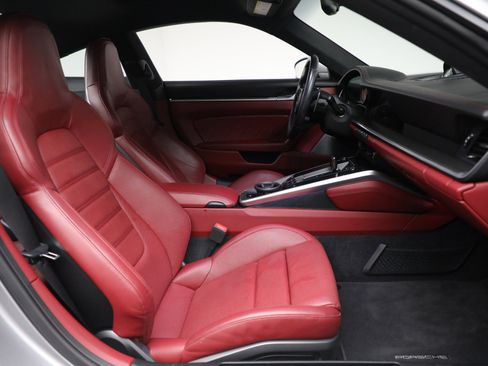 Used 2021 Porsche 911 Turbo S image 17
