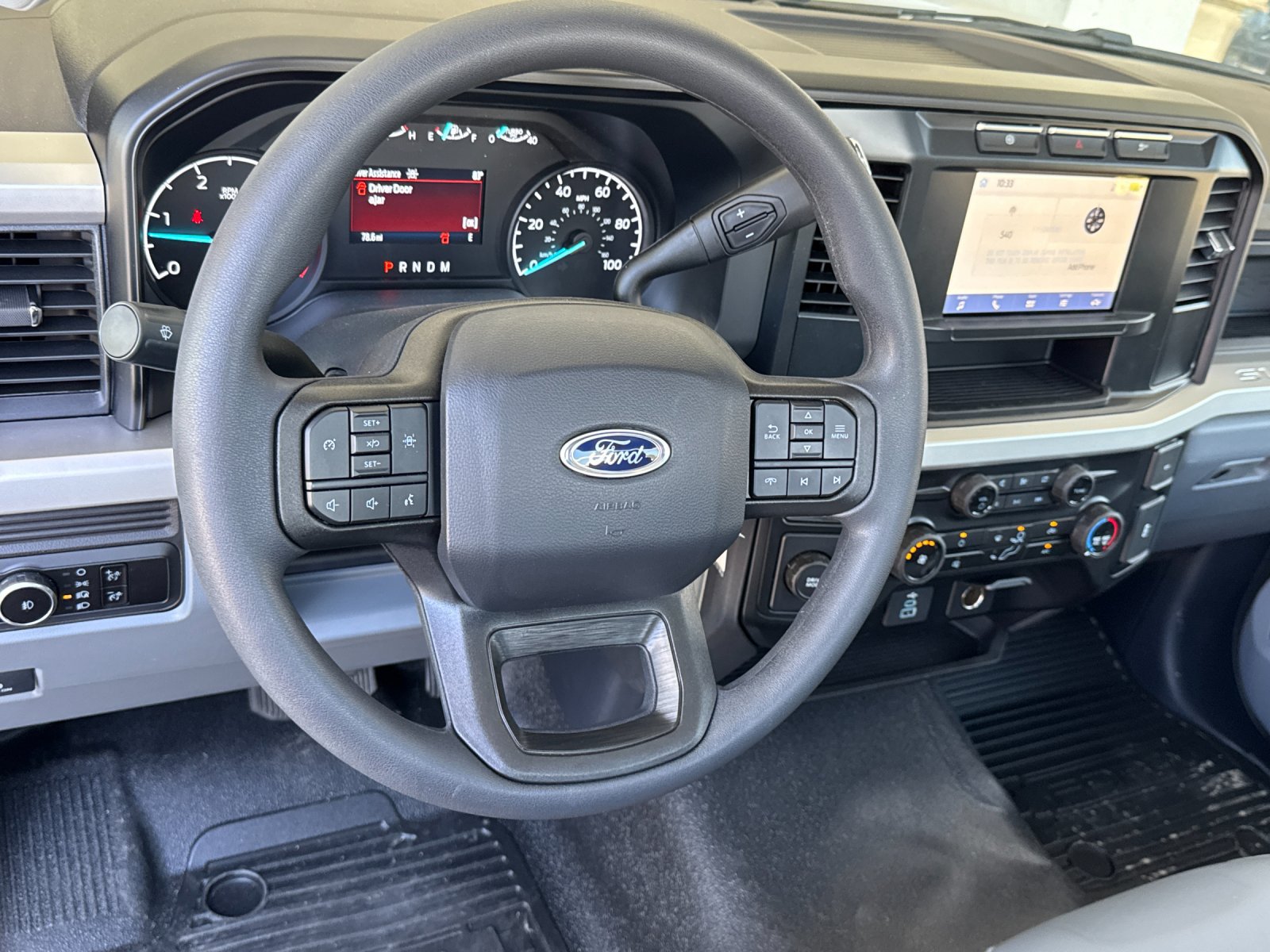Used 2024 Ford F550 2WD Regular Cab Super Duty image 13