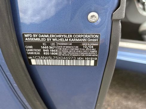 Used 2005 Chrysler Crossfire Limited image 13