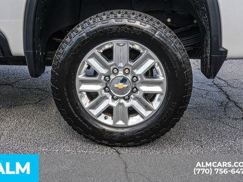 Used 2025 Chevrolet Silverado 3500 High Country w/ High Country Premium Package AWD/4WD image 16