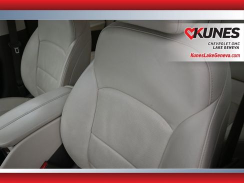 Used 2024 Chevrolet Malibu LT image 17