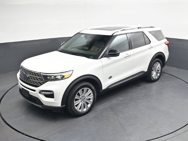 Used 2023 Ford Explorer King Ranch w/ Technology Package AWD/4WD image 31