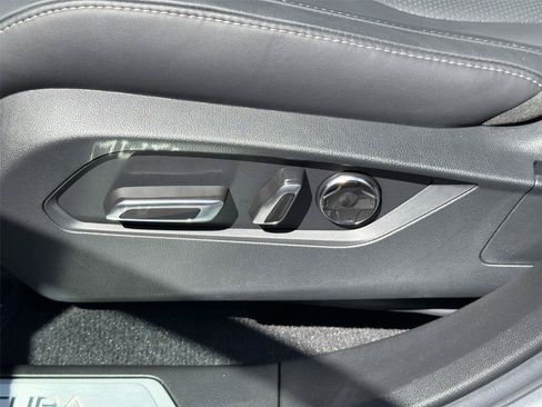 Certified 2025 Acura RDX SH-AWD w/ Technology Package image 24