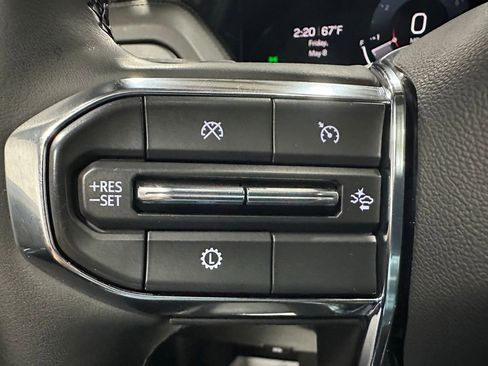 Used 2025 GMC Yukon XL Denali w/ Sun & Power Step Package AWD/4WD image 19