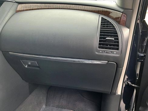 Used 2019 Nissan Armada Platinum w/ Captain's Chairs Package image 13