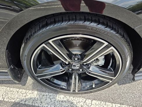 Used 2024 Honda Accord Sport image 10