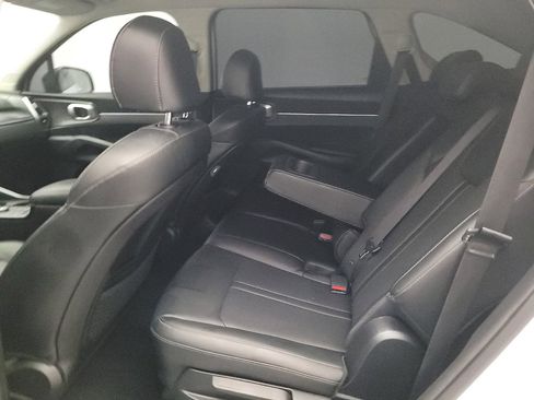 Used 2021 Kia Sorento S AWD/4WD image 18