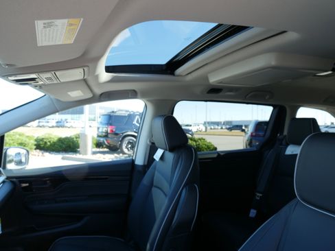New 2026 Honda Odyssey Touring image 31