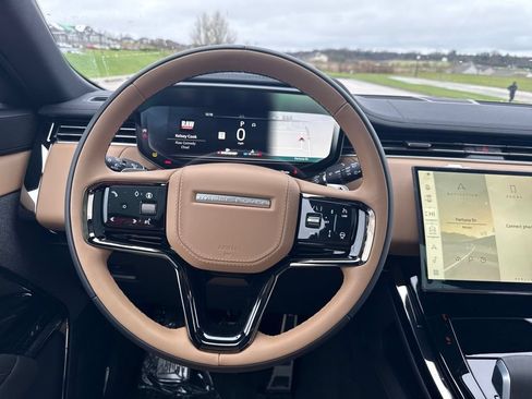New 2026 Land Rover Range Rover Sport Dynamic SE AWD/4WD image 18