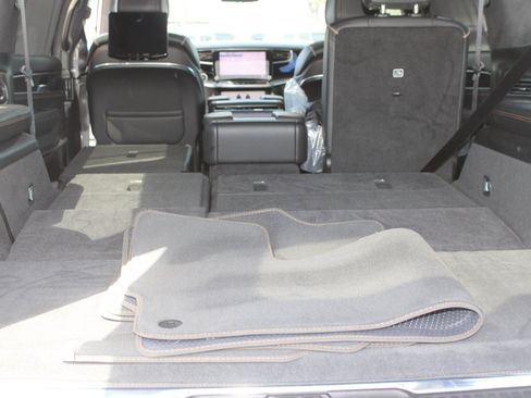 New 2025 Jeep Grand Wagoneer Series III w/ Rear Seat Video Group 1 image 58