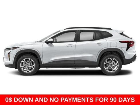 Used 2025 Chevrolet Trax LS FWD image 6