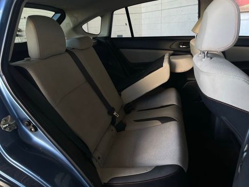 Used 2017 Subaru Crosstrek 2.0i Premium image 19