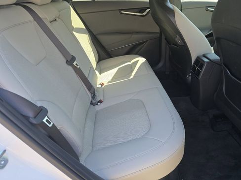 Certified 2025 Kia Niro EX FWD image 19
