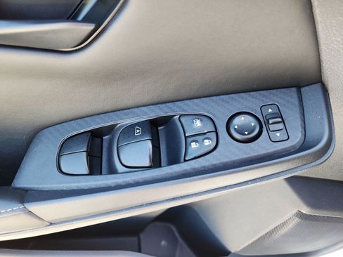 Used 2024 Nissan Sentra S FWD image 16