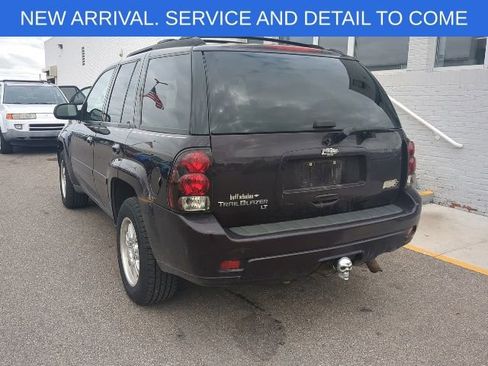 Used 2008 Chevrolet TrailBlazer LT w/ Sun And Sound Package AWD/4WD image 4