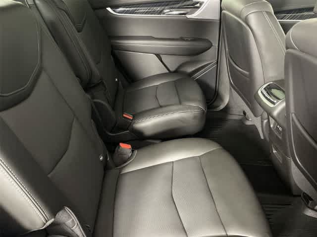 Used 2024 Cadillac XT6 Premium Luxury w/ LPO, Floor Liner Package AWD/4WD image 21