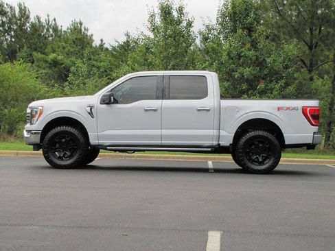 Used 2021 Ford F150 XLT w/ Equipment Group 302A High AWD/4WD image 5