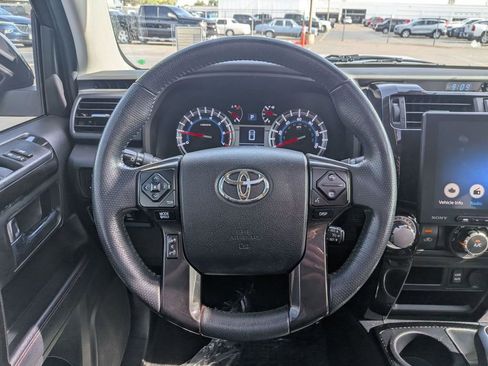 Used 2019 Toyota 4Runner TRD Off-Road Premium AWD/4WD image 20