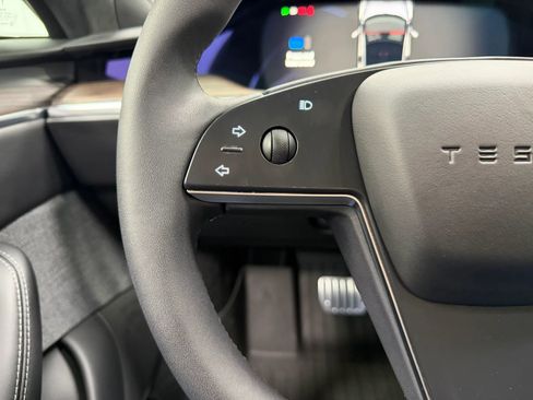 Used 2023 Tesla Model S Standard Range image 27