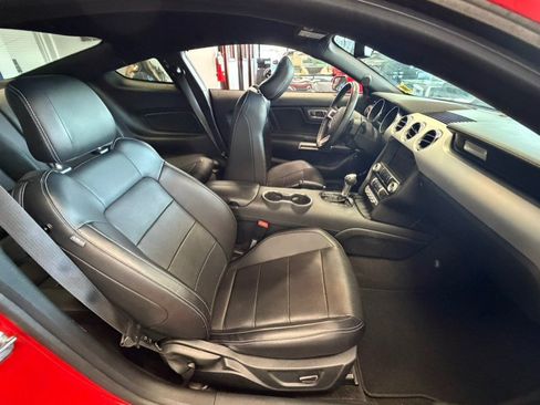 Used 2015 Ford Mustang Premium RWD image 29