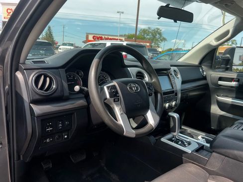 Used 2016 Toyota Tundra SR5 image 16