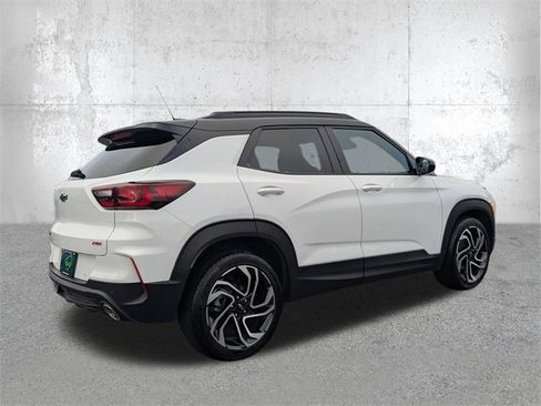 Certified 2024 Chevrolet TrailBlazer RS w/ Driver Confidence Package image 4