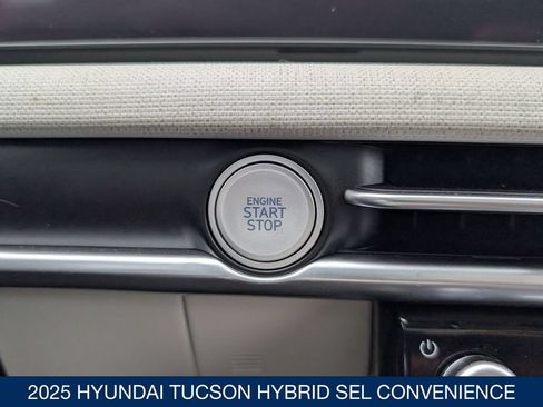 Used 2025 Hyundai Tucson SEL AWD/4WD image 29
