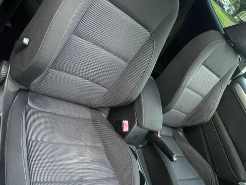 Used 2012 Volkswagen Golf TDI FWD image 17