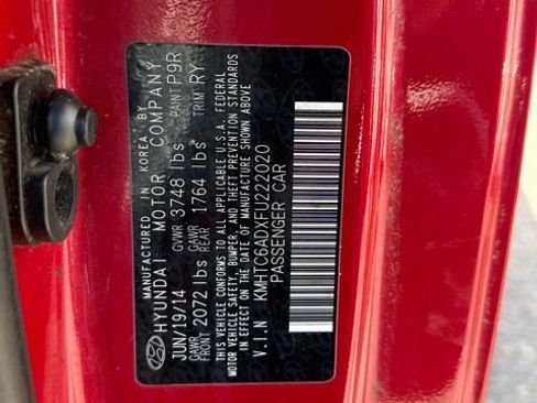 Used 2015 Hyundai Veloster RE:FLEX Edition FWD image 14